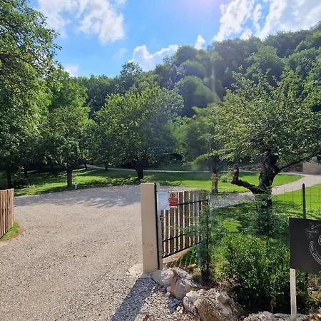 Διαμέρισμα L'enclos O Rendez-vous Roquefeuil-pays De Sault- Avec Jardin Roquefeuil